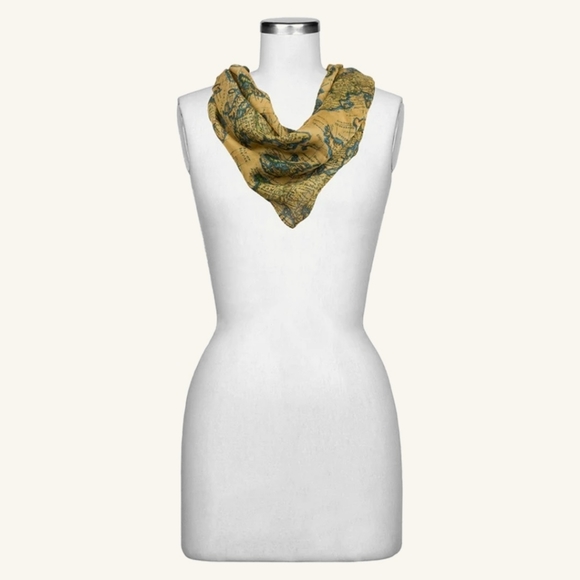 Astor Wallet and Scarf Set - Picture 5 of 10